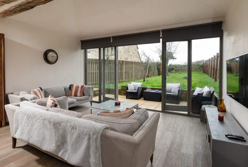 Rustic-Chic Barn Conversion in Leighterton - Leighterton, Tetbury, United Kingdom