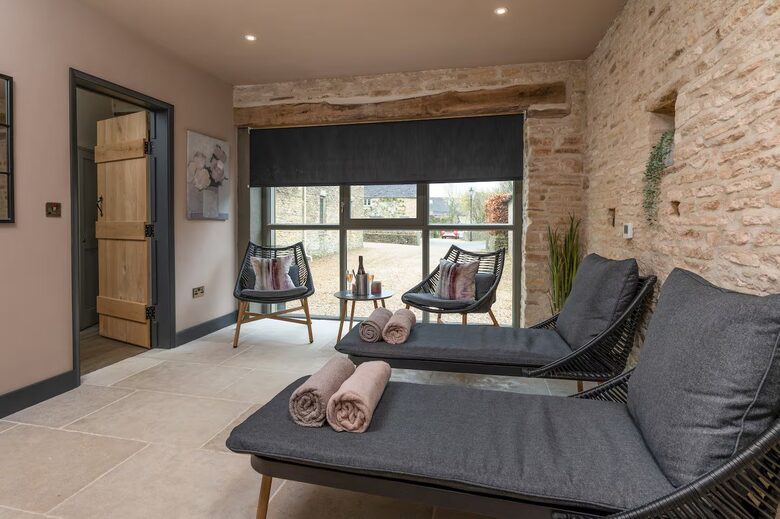 Rustic-Chic Barn Conversion in Leighterton - Leighterton, Tetbury, United Kingdom