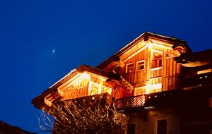 Elegant Chalet Apartment with Ski-In/Ski-Out Access - Sainte-Foy-Tarentaise, France