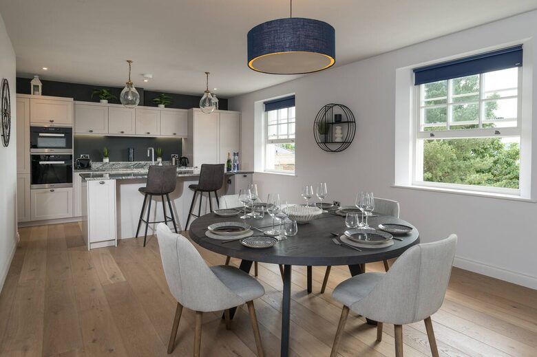 Elegant Georgian Penthouse with Panoramic Bath Views - Bath, United Kingdom