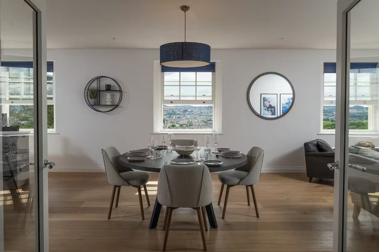Elegant Georgian Penthouse with Panoramic Bath Views - Bath, United Kingdom