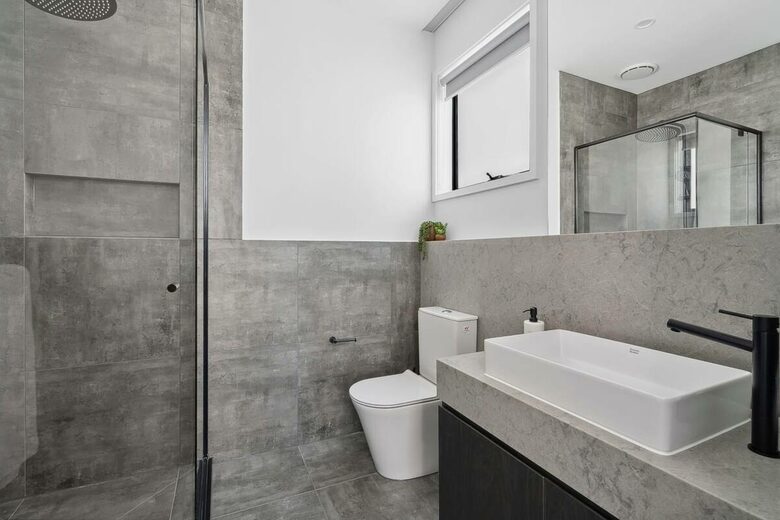 Modern Seaside Sophistication in Ocean Grove - Ocean Grove, Australia