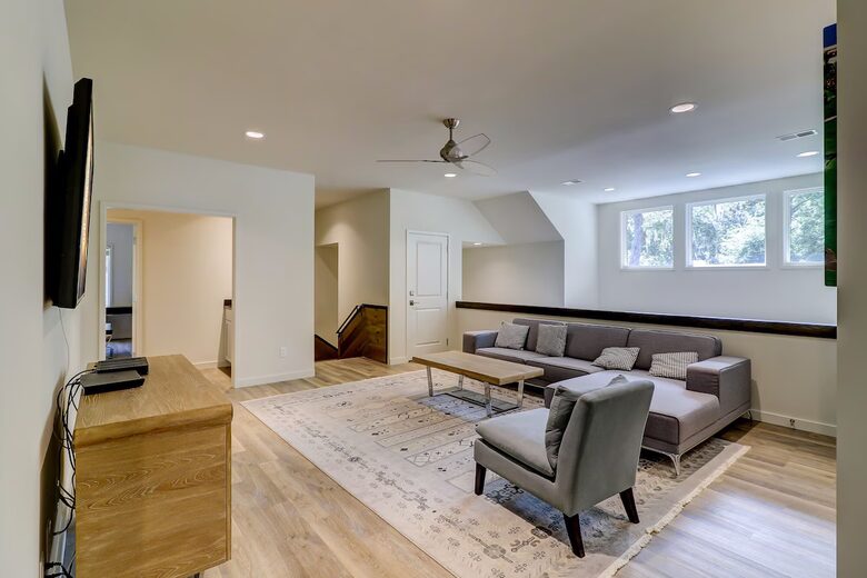 Grand Retreat in Sea Pines | Overlooking Harbour Town Golf - Hilton Head Island, South Carolina