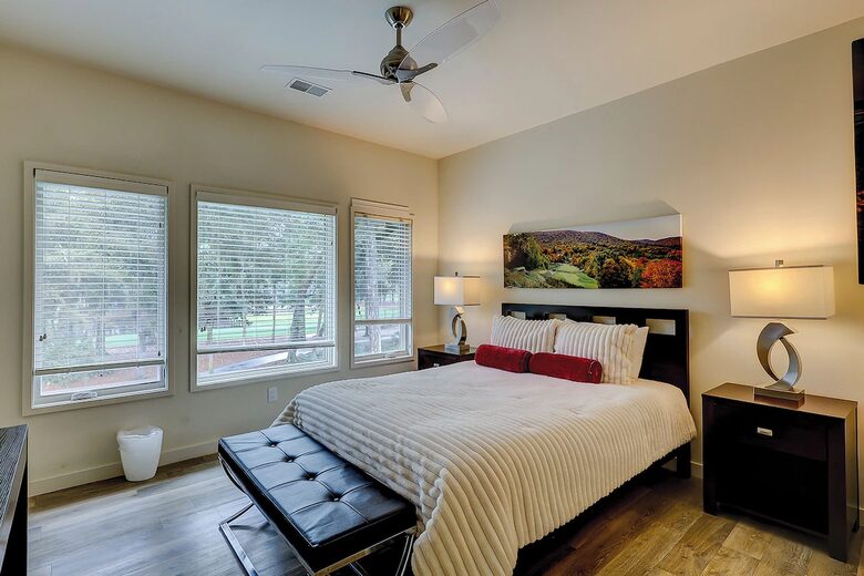 Grand Retreat in Sea Pines | Overlooking Harbour Town Golf - Hilton Head Island, South Carolina