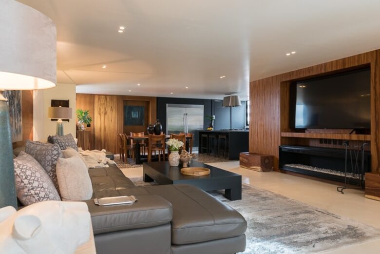 Elegant Mexico City Penthouse with Jacuzzi Terrace & Skyline Views - Mexico City, Mexico