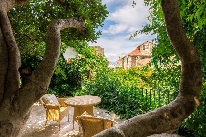 Vertigo Palace - Jelsa, Hvar Island., Croatia