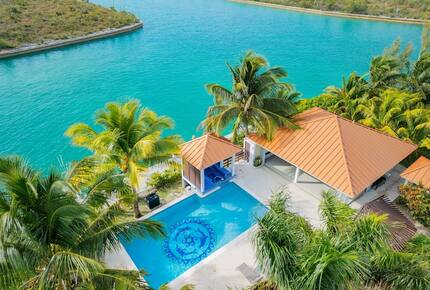 Secluded Island Oasis with Panoramic Water Views - Freeport, Bahamas