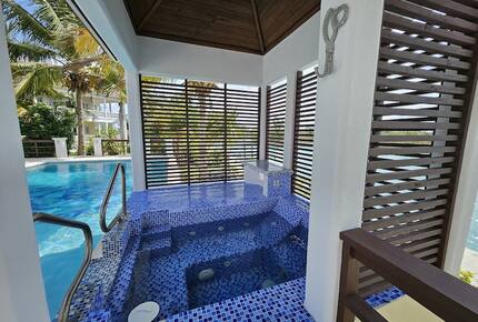 Secluded Island Oasis with Panoramic Water Views - Freeport, Bahamas