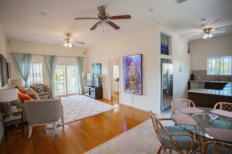 Secluded Island Oasis with Panoramic Water Views - Freeport, Bahamas