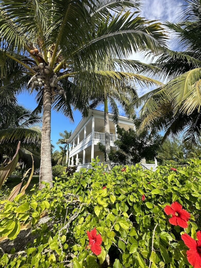 Secluded Island Oasis with Panoramic Water Views - Freeport, Bahamas