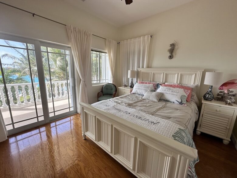 Secluded Island Oasis with Panoramic Water Views - Freeport, Bahamas