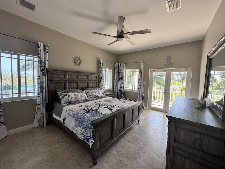 Secluded Island Oasis with Panoramic Water Views - Freeport, Bahamas