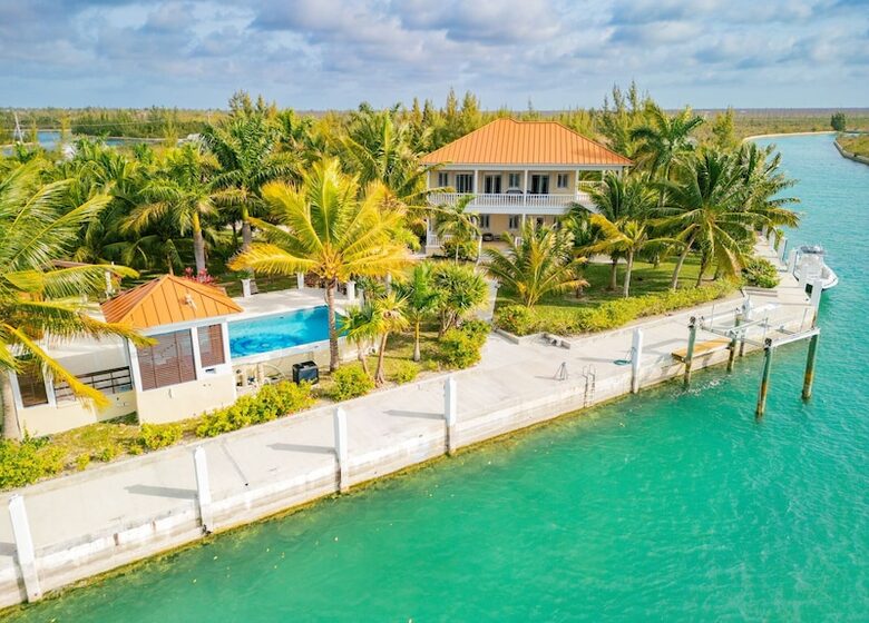 Secluded Island Oasis with Panoramic Water Views - Freeport, Bahamas