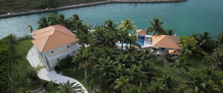 Secluded Island Oasis with Panoramic Water Views - Freeport, Bahamas