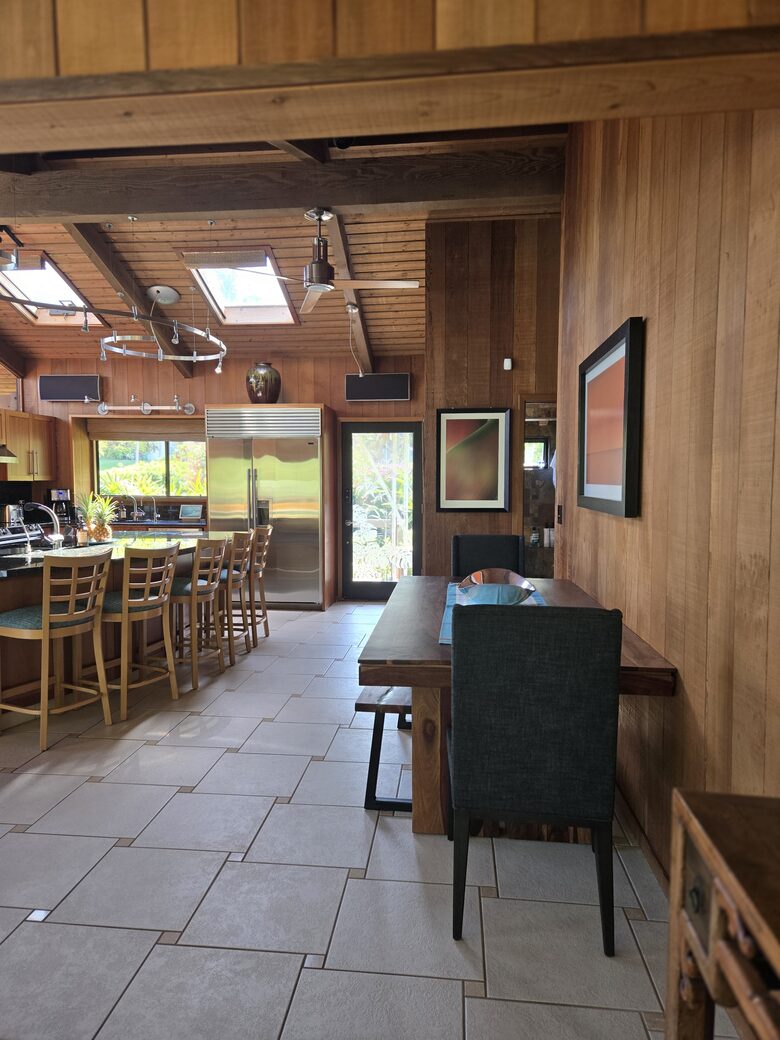 Dining Area off open Kitchen