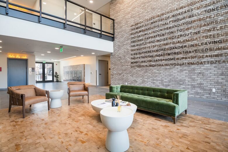 Contemporary Riverfront Living near Downtown Missoula - Missoula, Montana