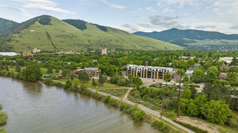 Contemporary Riverfront Living near Downtown Missoula - Missoula, Montana