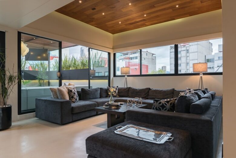 Elegant Mexico City Penthouse with Jacuzzi Terrace & Skyline Views - Mexico City, Mexico