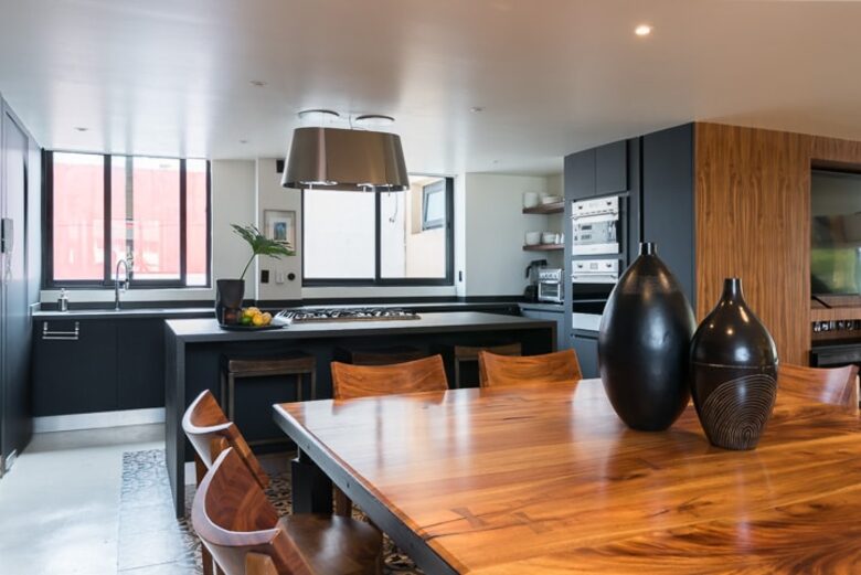 Elegant Mexico City Penthouse with Jacuzzi Terrace & Skyline Views - Mexico City, Mexico