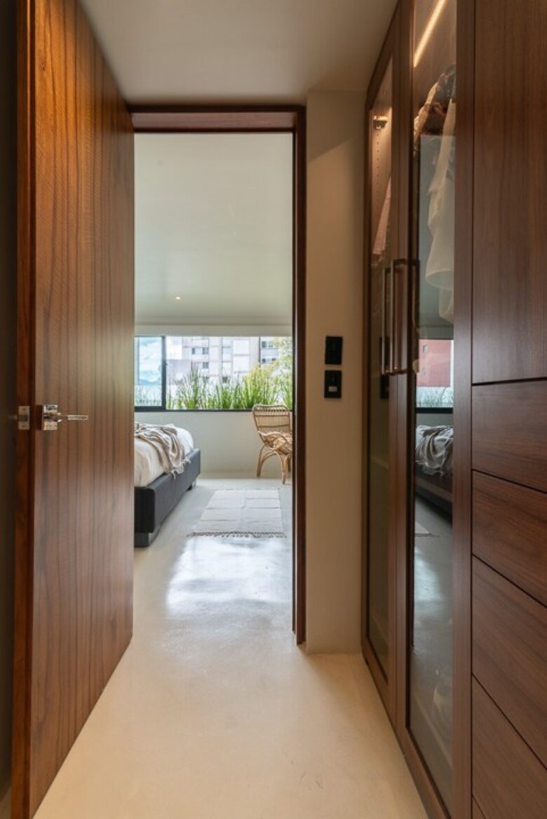 Elegant Mexico City Penthouse with Jacuzzi Terrace & Skyline Views - Mexico City, Mexico