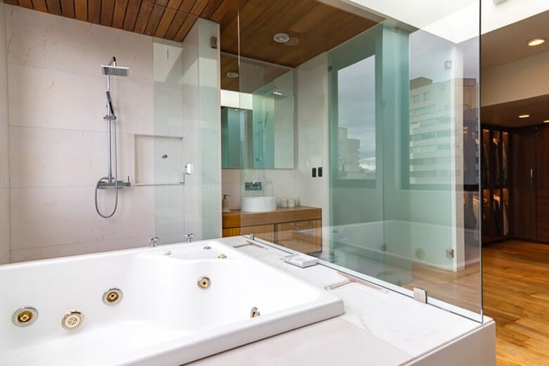 Elegant Mexico City Penthouse with Jacuzzi Terrace & Skyline Views - Mexico City, Mexico