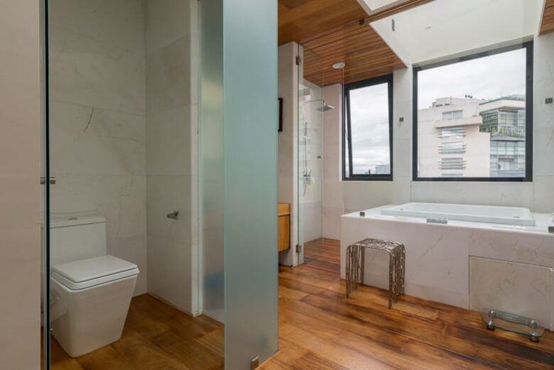 Elegant Mexico City Penthouse with Jacuzzi Terrace & Skyline Views - Mexico City, Mexico