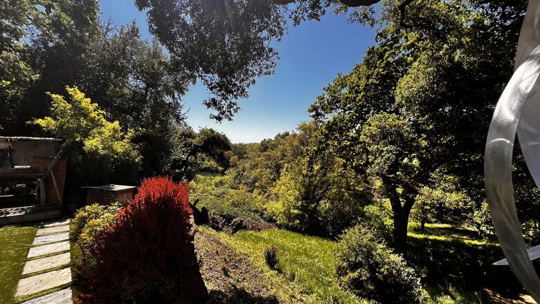 Modern Napa Hideaway Overlooking the River - Napa, California