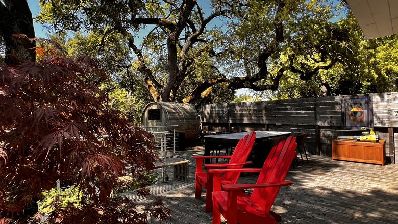Modern Napa Hideaway Overlooking the River - Napa, California