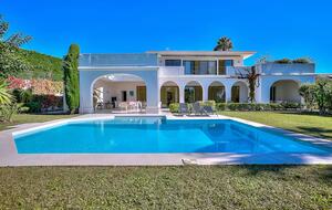 Villa Marsanne | Elegant Private Estate with Panoramic Bay Views - Cap D'Antibes, France
