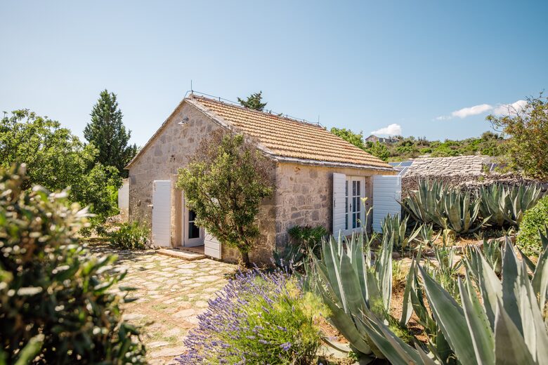 Lavender-Framed Luxury Villa with Panoramic Sea Views - Gromin Dolac, Jelsa, Croatia