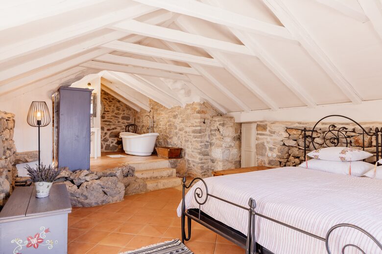 Lavender-Framed Luxury Villa with Panoramic Sea Views - Gromin Dolac, Jelsa, Croatia