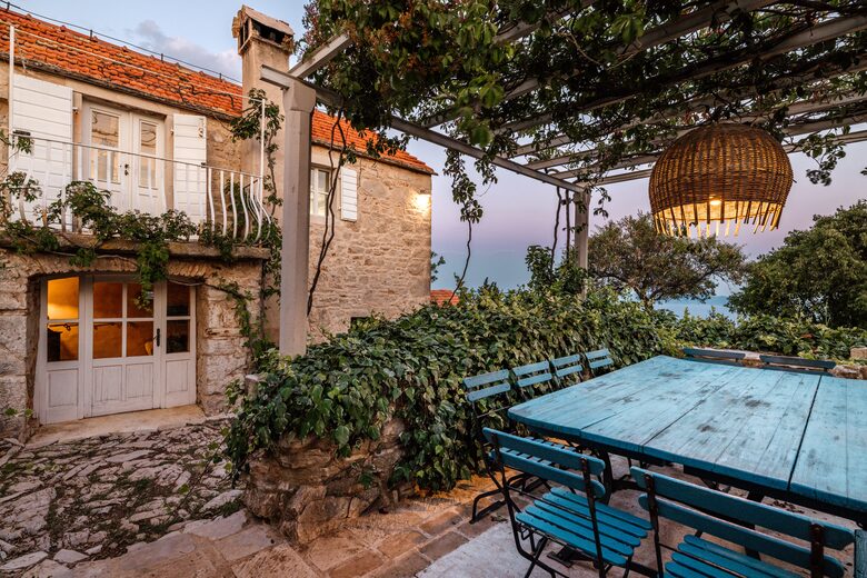 Lavender-Framed Luxury Villa with Panoramic Sea Views - Gromin Dolac, Jelsa, Croatia