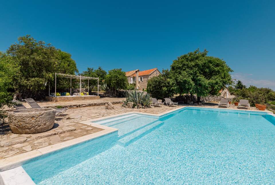 Lavender-Framed Luxury Villa with Panoramic Sea Views - Gromin Dolac, Jelsa, Croatia