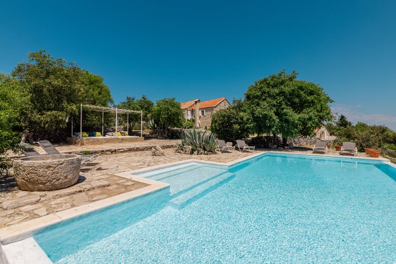 Lavender-Framed Luxury Villa with Panoramic Sea Views - Gromin Dolac, Jelsa, Croatia