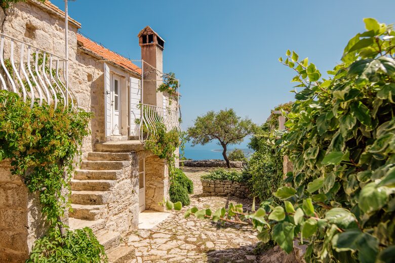 Lavender-Framed Luxury Villa with Panoramic Sea Views - Gromin Dolac, Jelsa, Croatia