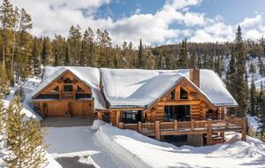 Grand Big Sky Ski In/Ski Out Lodge | Moon Rider - Big Sky, Montana