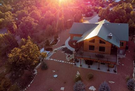 Starry Ridge Retreat Near Zion’s East Gate - Mt.Carmel, Utah