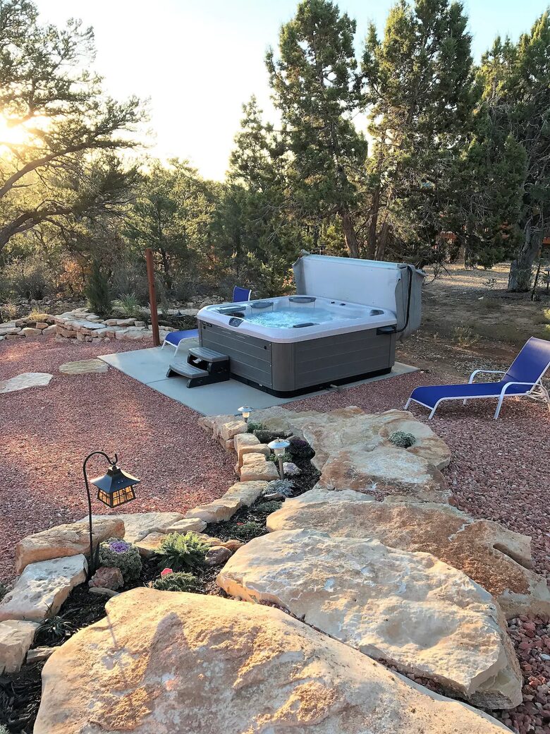 Starry Ridge Retreat Near Zion’s East Gate - Mt.Carmel, Utah