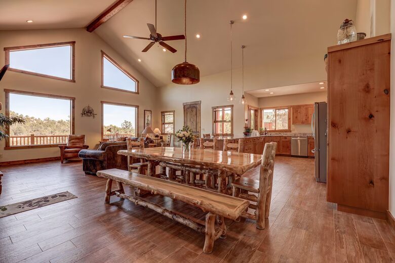 Starry Ridge Retreat Near Zion’s East Gate - Mt.Carmel, Utah