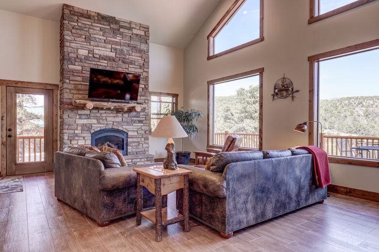Starry Ridge Retreat Near Zion’s East Gate - Mt.Carmel, Utah