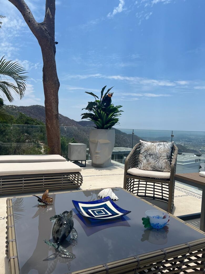 Casa Cascadas | Elegant Three-Level Oasis in Acapulco’s Exclusive Las Brisas - Acapulco, Mexico