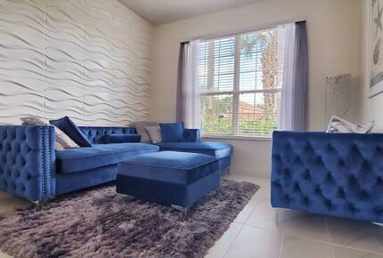 Elegant Solana Retreat Near Orlando’s Top Attractions - Davenport, Florida