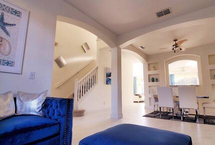 Elegant Solana Retreat Near Orlando’s Top Attractions - Davenport, Florida