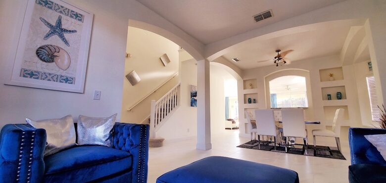 Elegant Solana Retreat Near Orlando’s Top Attractions - Davenport, Florida