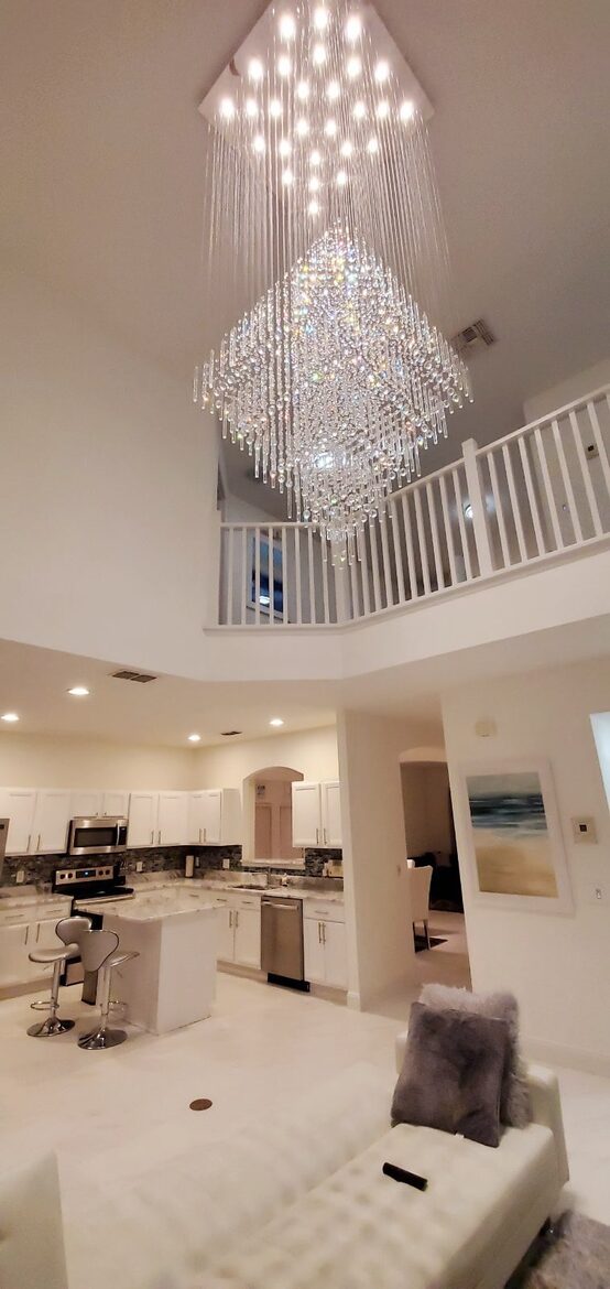 Elegant Solana Retreat Near Orlando’s Top Attractions - Davenport, Florida