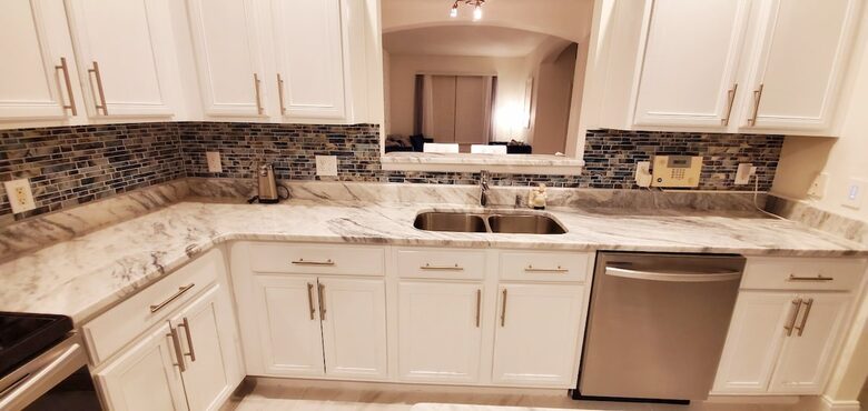 Elegant Solana Retreat Near Orlando’s Top Attractions - Davenport, Florida