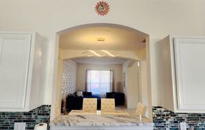 Elegant Solana Retreat Near Orlando’s Top Attractions - Davenport, Florida