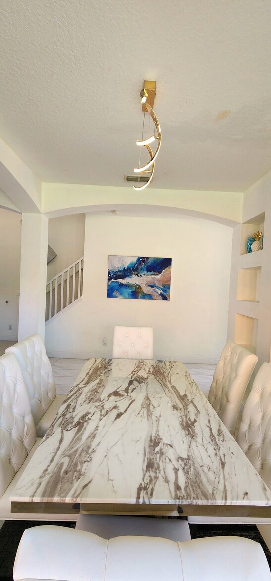 Elegant Solana Retreat Near Orlando’s Top Attractions - Davenport, Florida