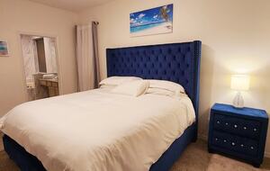 Elegant Solana Retreat Near Orlando’s Top Attractions - Davenport, Florida
