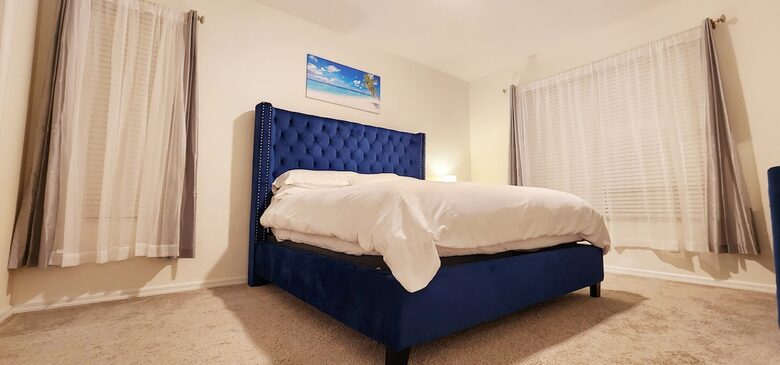 Elegant Solana Retreat Near Orlando’s Top Attractions - Davenport, Florida